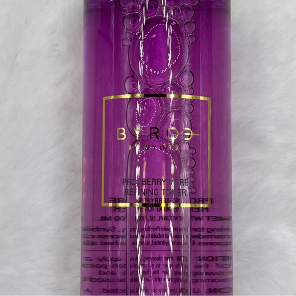 Byroe New York Pro-Berry Pore Refining Clarifying Toner With Ceramides - Picture 2 of 4